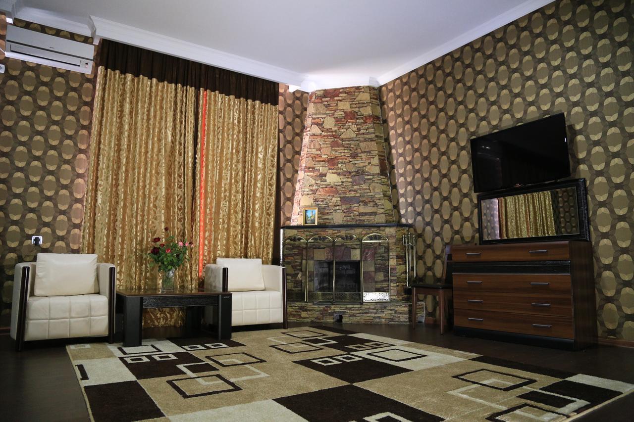 Sipehr Hotel Chkalovsk エクステリア 写真