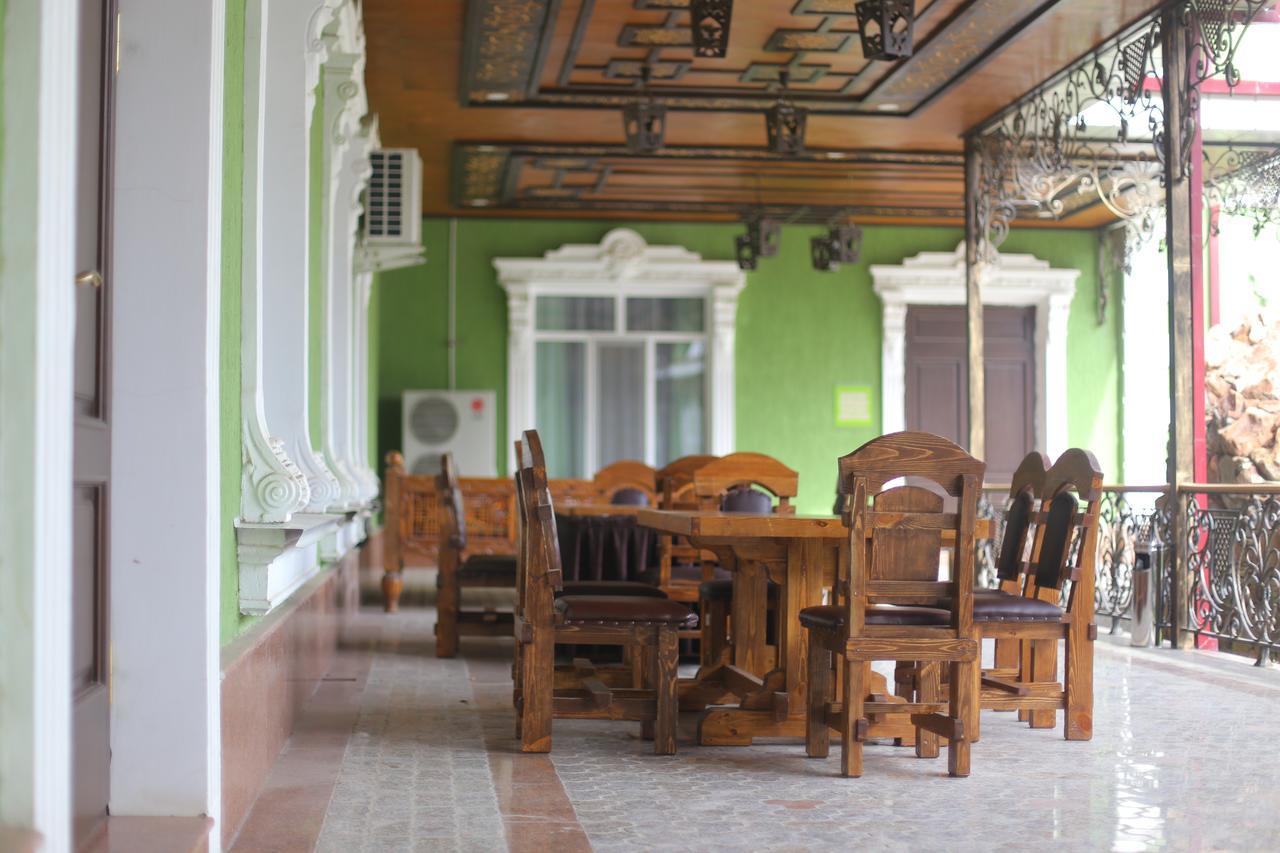 Sipehr Hotel Chkalovsk エクステリア 写真