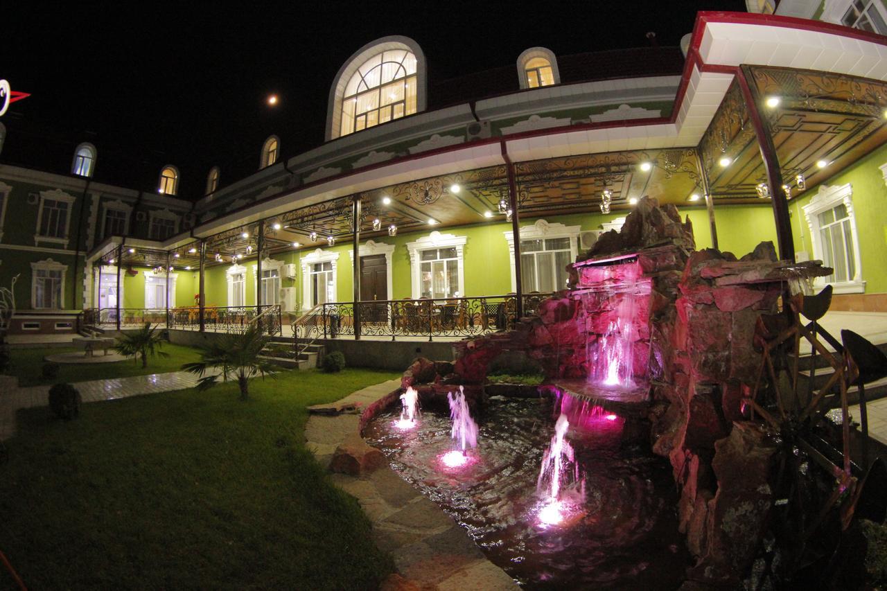 Sipehr Hotel Chkalovsk エクステリア 写真